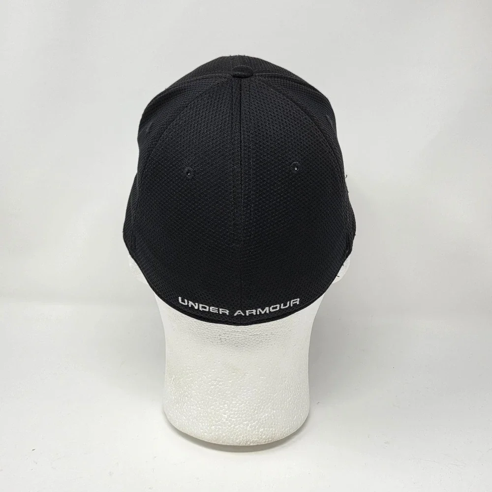 Under Armour Blitzing Low Hat Cap Black White Logo Men's Size Md/Lg‎ Stretch Fit